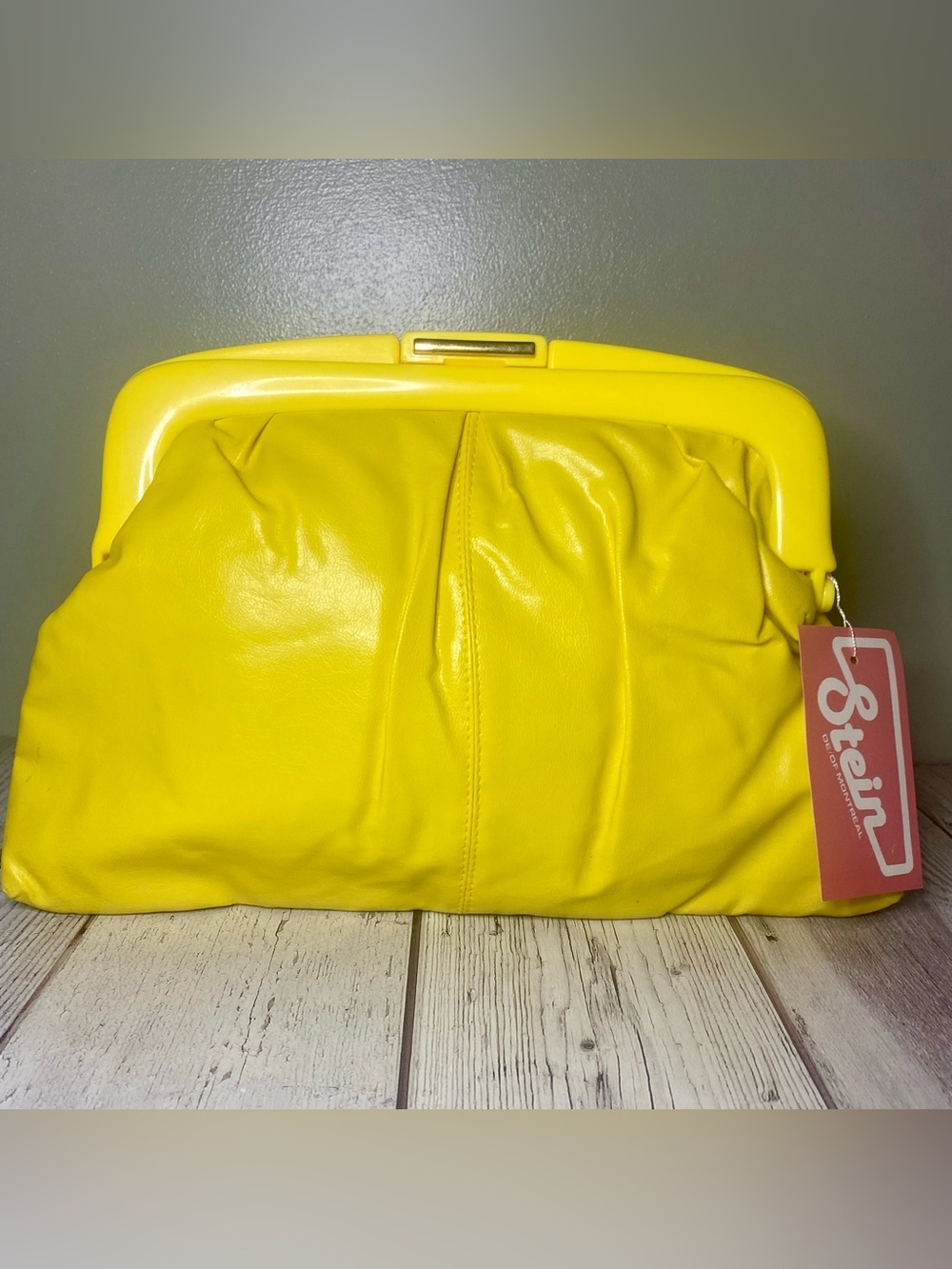 NWT Vintage Stein de Montreal Neon Yellow Frame Clutch